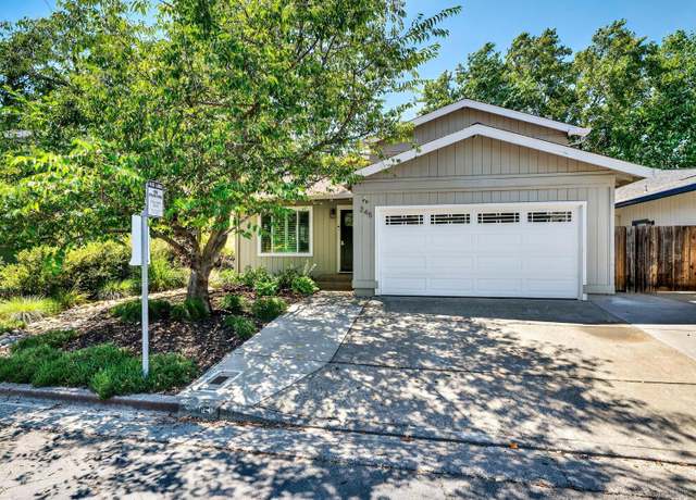 Property at 245 Hummingbird Ct, Healdsburg, CA 95448, 4 beds, 2 baths