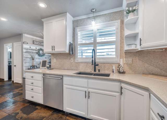 Property at 1005 W Benjamin Holt Dr, Stockton, CA 95207, 3 beds, 2 baths