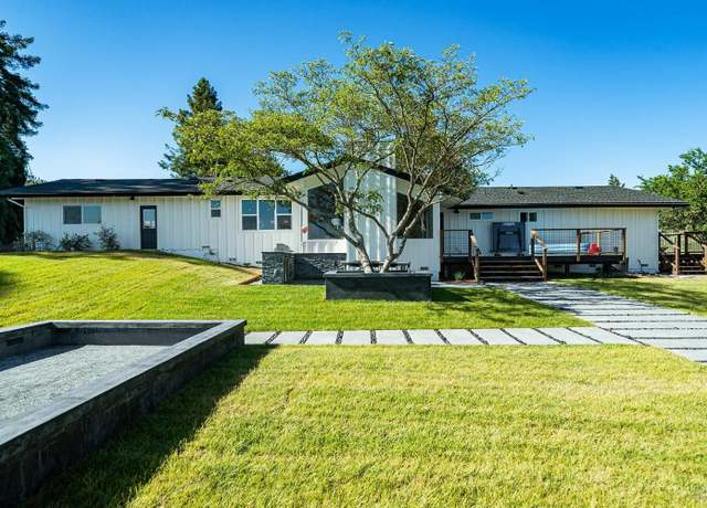 Property at 4440 Belmont Dr, Sebastopol, CA 95472, 4 beds, 2.5 baths
