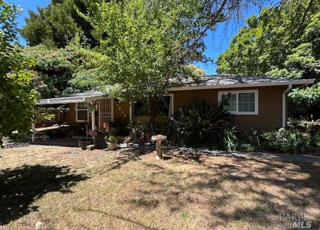 Property at 1038 Johnston St, Napa, CA 94558, 3 beds, 1 bath