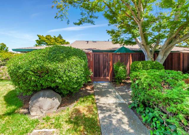 Property at 6162 Country Club Dr, Rohnert Park, CA 94928, 2 beds, 1 bath