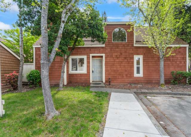 Property at 2754 Lakeview Dr, Santa Rosa, CA 95405, 3 beds, 2 baths