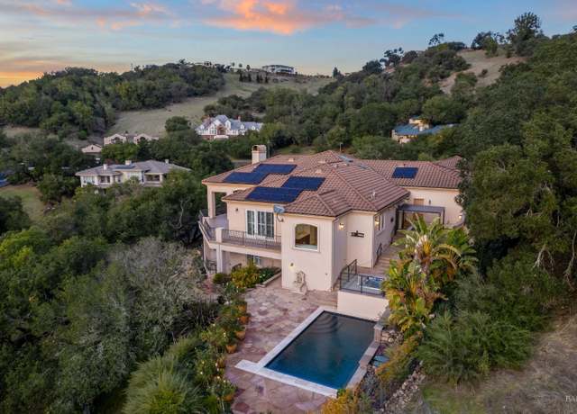 Property at 3710 Skyfarm Dr, Santa Rosa, CA 95403, 4 beds, 4 baths