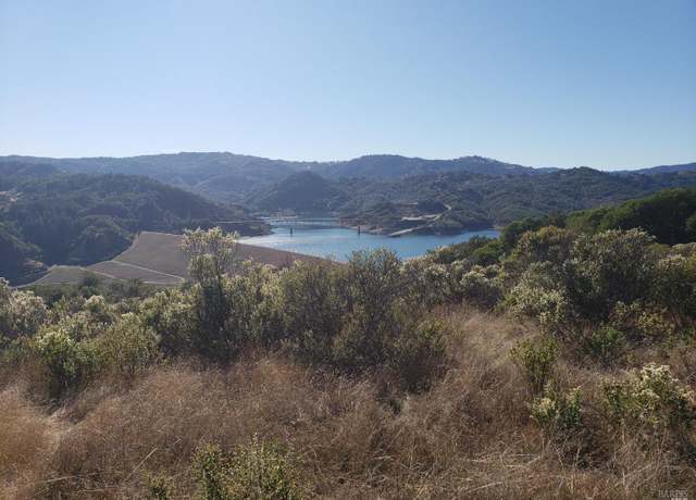 Property at 9695 Dry Creek Rd, Healdsburg, CA 95448