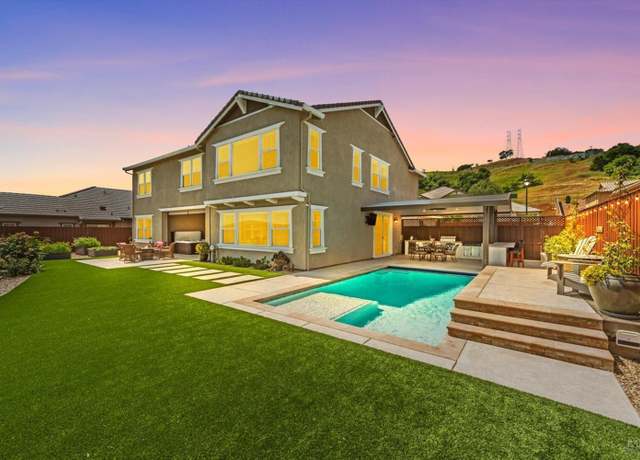Property at 349 Preserve Ln, Vacaville, CA 95688, 5 beds, 4.5 baths