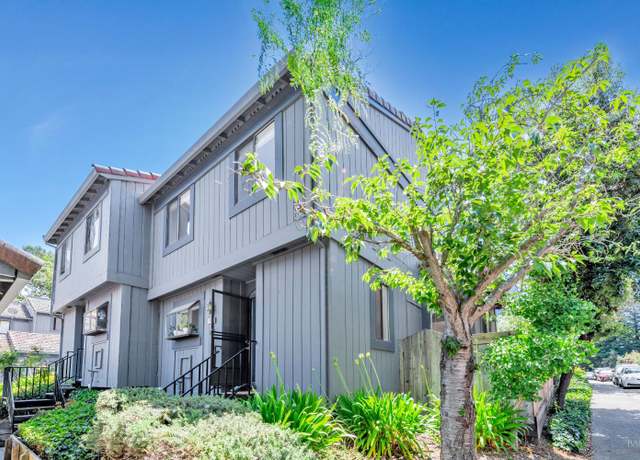 Property at 121 Aronia Ln, Novato, CA 94945, 3 beds, 2.5 baths