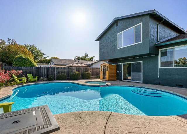 Property at 401 Arlington Cir, Fairfield, CA 94533, 4 beds, 2.5 baths