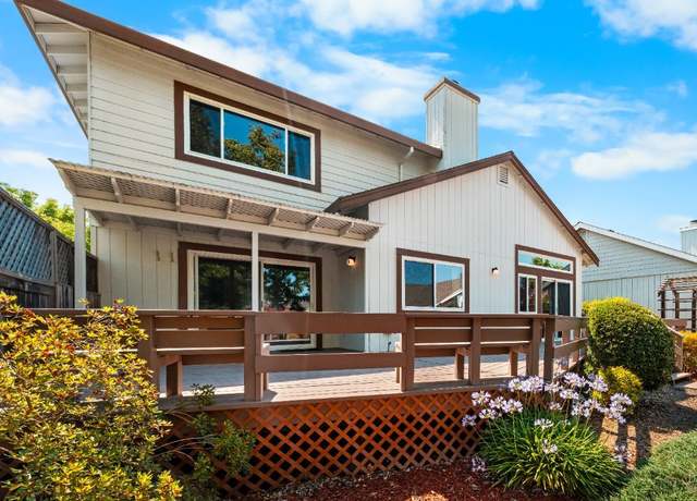Property at 31 S Temelec Cir, Sonoma, CA 95476, 3 beds, 2.5 baths