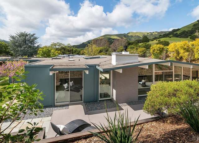 Property at 315 Mount Shasta Dr, San Rafael, CA 94903, 4 beds, 2 baths