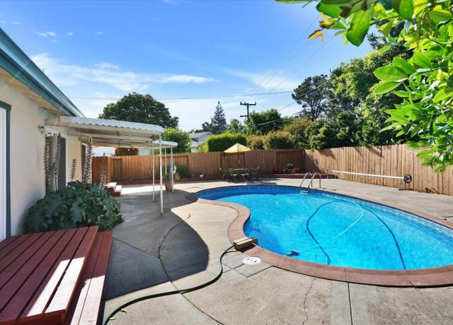 Property at 8567 Davona Dr, Dublin, CA 94568, 4 beds, 2 baths
