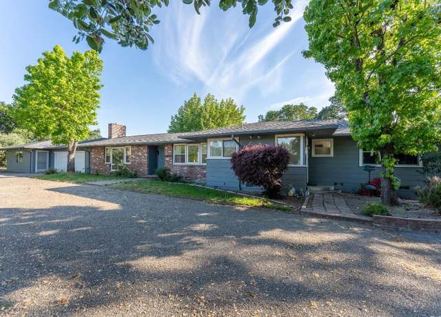 Property at 1851 Ridge Rd, Ukiah, CA 95482, 3 beds, 3 baths