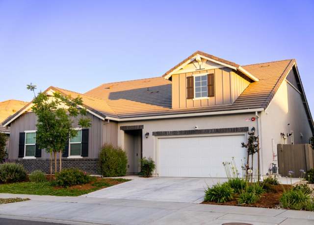 Property at 755 Hydrangea Dr, Vacaville, CA 95687, 3 beds, 2.5 baths