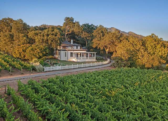 Property at 125 Cristo Ln, Santa Rosa, CA 95409, 4 beds, 3.5 baths