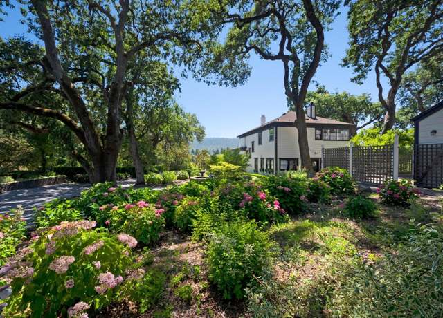 Property at 125 Cristo Ln, Santa Rosa, CA 95409, 4 beds, 3.5 baths