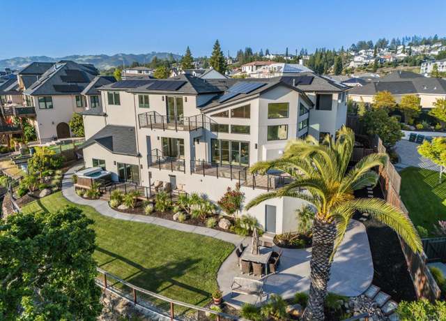 Property at 3727 Lakebriar Pl, Santa Rosa, CA 95403, 5 beds, 6 baths