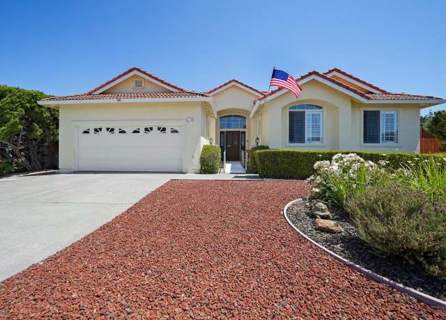 Property at 316 Acadia Dr, Petaluma, CA 94954, 4 beds, 2.5 baths