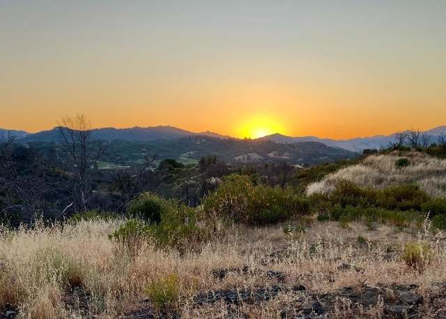 Property at 5870 Lake Ridge Dr, Ukiah, CA 95482