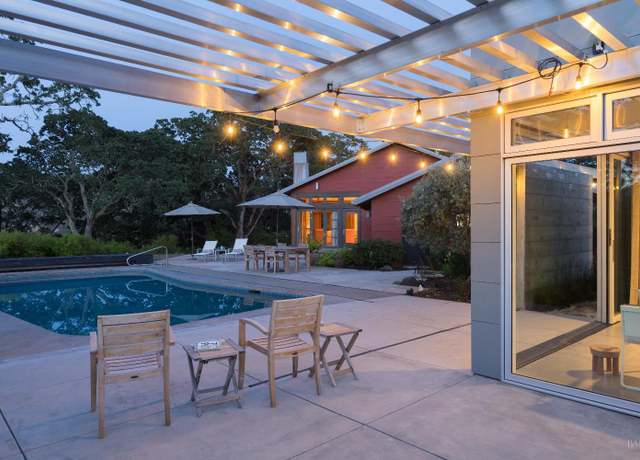 Property at 12650 Henno Rd, Glen Ellen, CA 95442, 3 beds, 3.5 baths