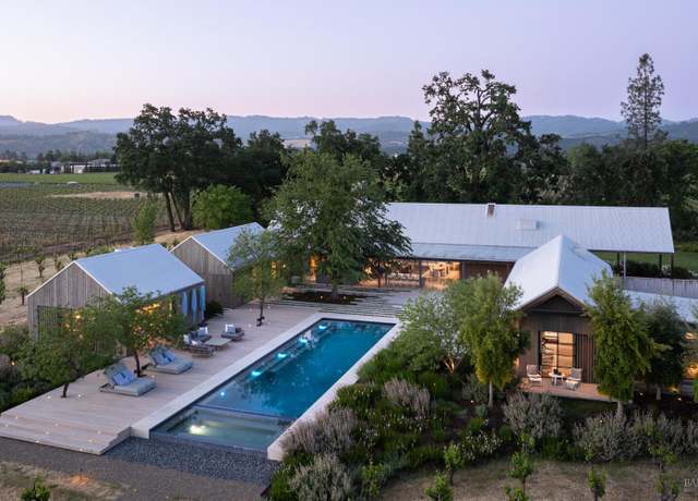 Property at 1540 West Zinfandel Ln, St. Helena, CA 94574, 5 beds, 7.5 baths