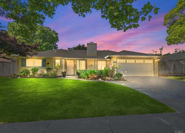 Property at 1233 Lincoln St, Fairfield, CA 94533, 4 beds, 3 baths