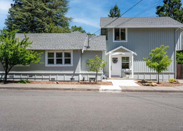 Property at 1207 W Clay St, Ukiah, CA 95482, 3 beds, 2 baths
