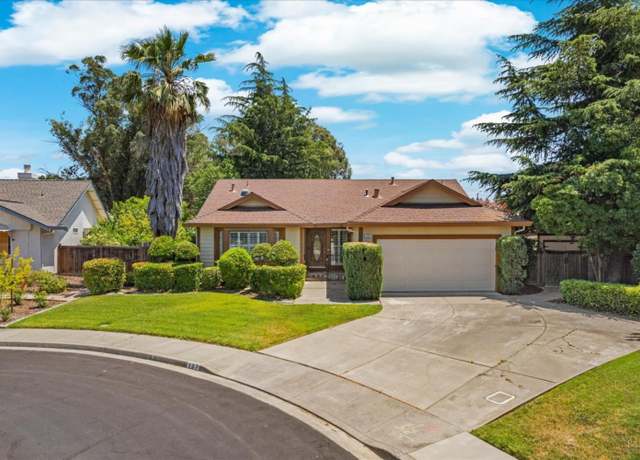 Property at 107 White Sands Dr, Vacaville, CA 95687, 2 beds, 2 baths