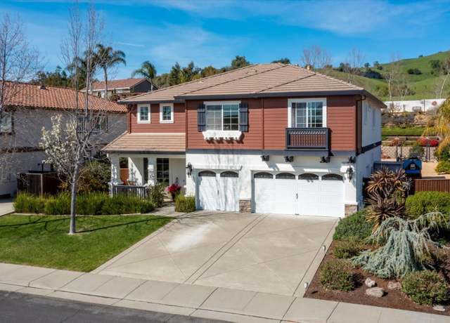 Property at 1937 Moosup Ct, Fairfield, CA 94533, 5 beds, 3 baths