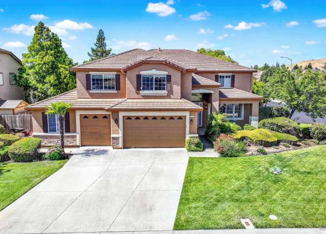Property at 901 Dunerose Ct, Vacaville, CA 95687, 4 beds, 3 baths