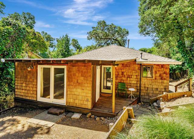 Property at 2160 Madrone Ave, Healdsburg, CA 95448, 3 beds, 2 baths