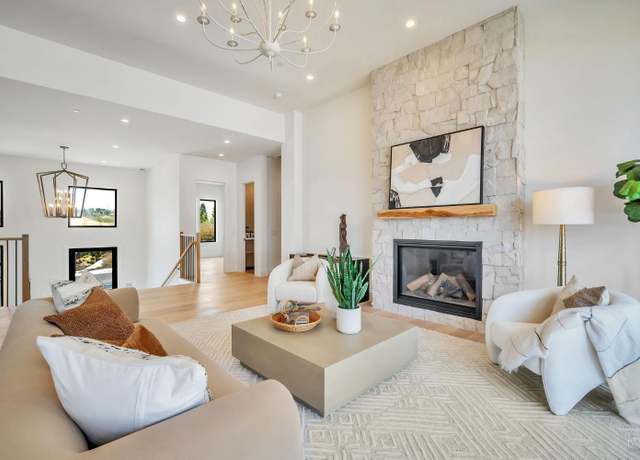 Property at 3572 Southridge Dr, Santa Rosa, CA 95403, 4 beds, 4 baths