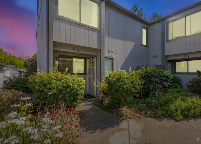 Property at 418 Occidental Cir, Santa Rosa, CA 95401, 3 beds, 2.5 baths