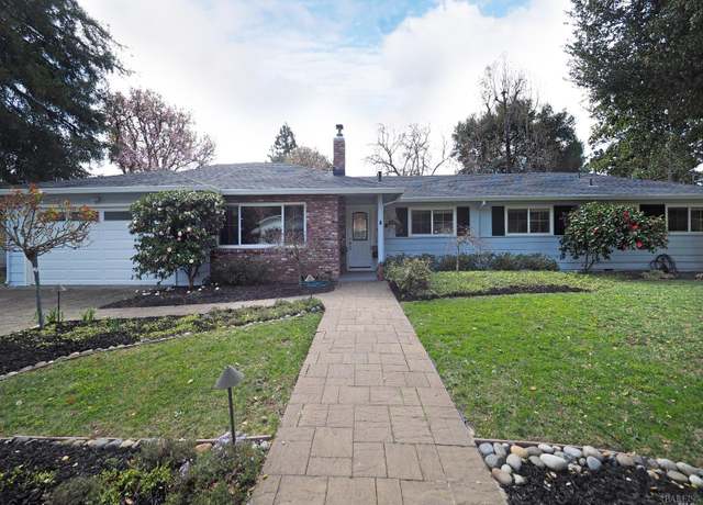 Property at 4769 Londonberry Dr, Santa Rosa, CA 95403, 3 beds, 2 baths