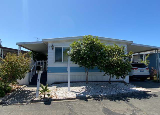 Property at 39 Wayside Dr, Santa Rosa, CA 95407, 2 beds, 2 baths