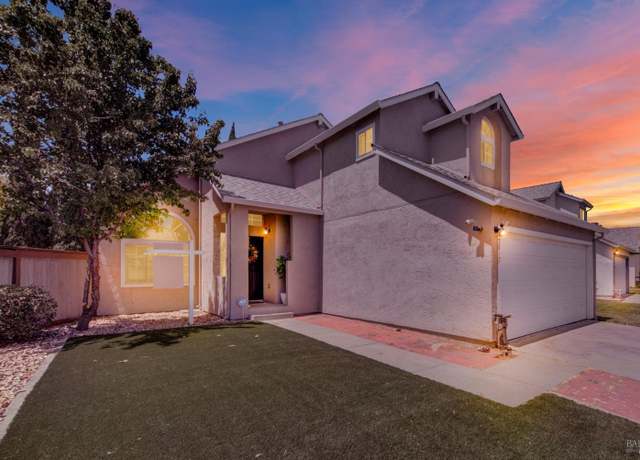 Property at 2817 Bay Tree Dr, Fairfield, CA 94533, 3 beds, 2.5 baths