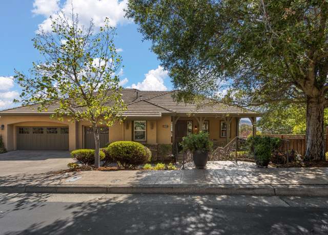 Property at 857 Bridle Ridge Dr, Fairfield, CA 94534, 4 beds, 3.5 baths