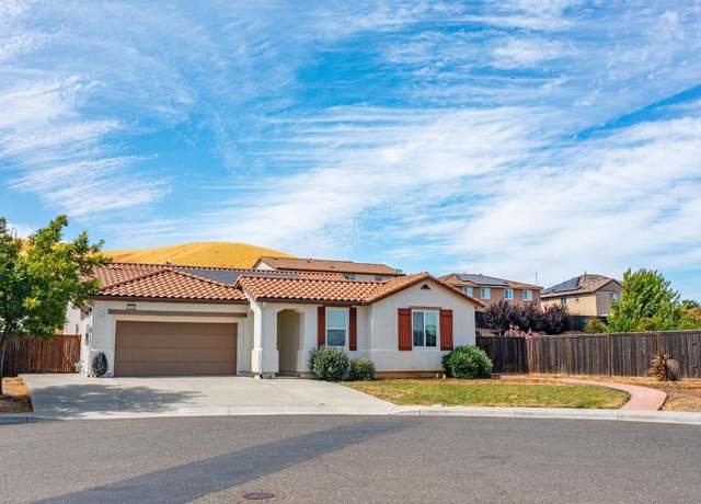 Property at 2444 Sanders Ln, Fairfield, CA 94533, 5 beds, 2.5 baths