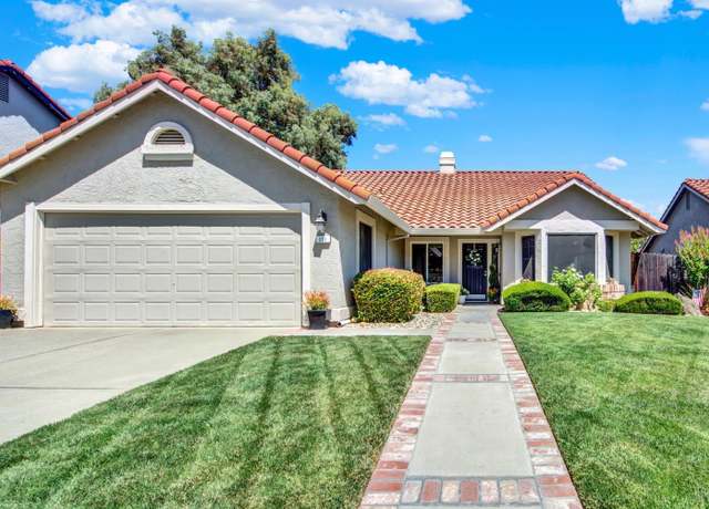 Property at 231 Ballindine Dr, Vacaville, CA 95688, 4 beds, 2 baths