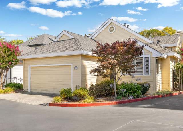Property at 34 Valley West Cir, Napa, CA 94558, 3 beds, 2.5 baths