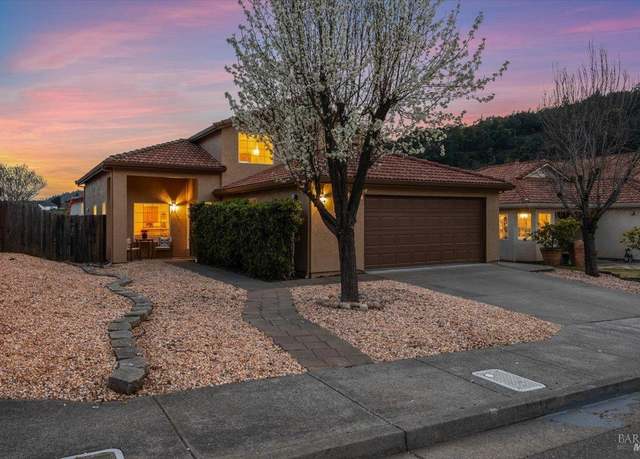Property at 315 Toscana Cir, Cloverdale, CA 95425, 3 beds, 2.5 baths