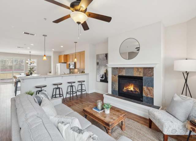 Property at 202 Windsor River Rd, Windsor, CA 95492, 3 beds, 2.5 baths