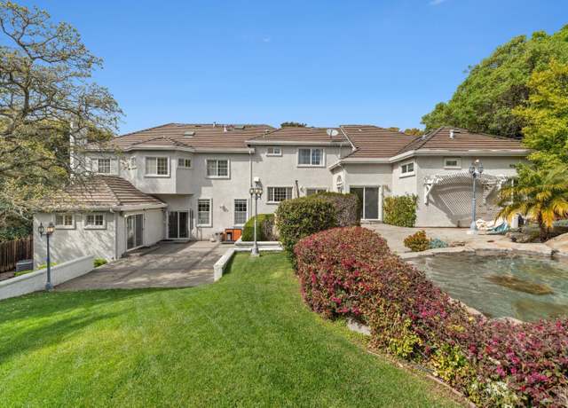 Property at 942 Appleridge Pl, Fairfield, CA 94534, 7 beds, 5 baths