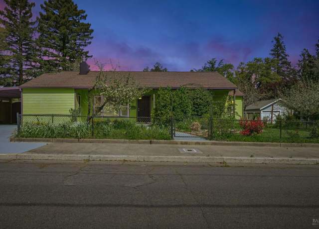 Property at 508 W Mill St, Ukiah, CA 95482, 4 beds, 2 baths