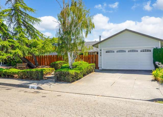 Property at 642 Albert Way, Petaluma, CA 94954, 3 beds, 2 baths