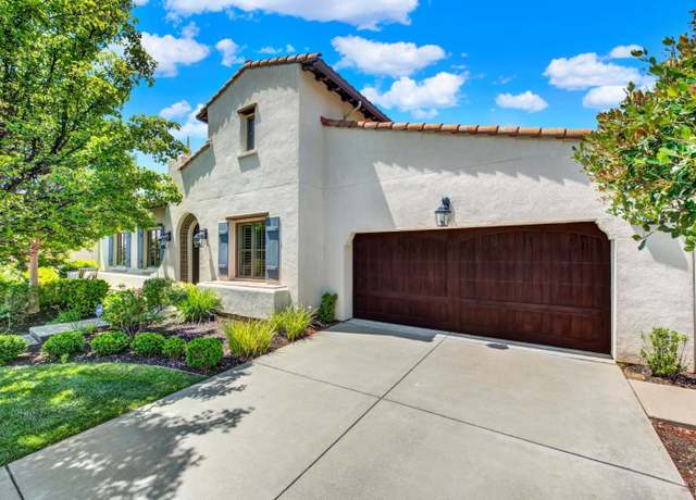 Property at 2986 Pebble Beach Cir, Fairfield, CA 94534, 4 beds, 2.5 baths