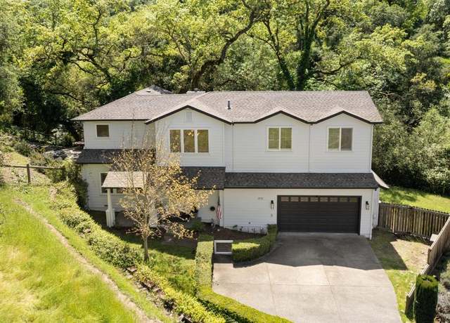 Property at 3136 Chanate Rd, Santa Rosa, CA 95404, 3 beds, 2.5 baths