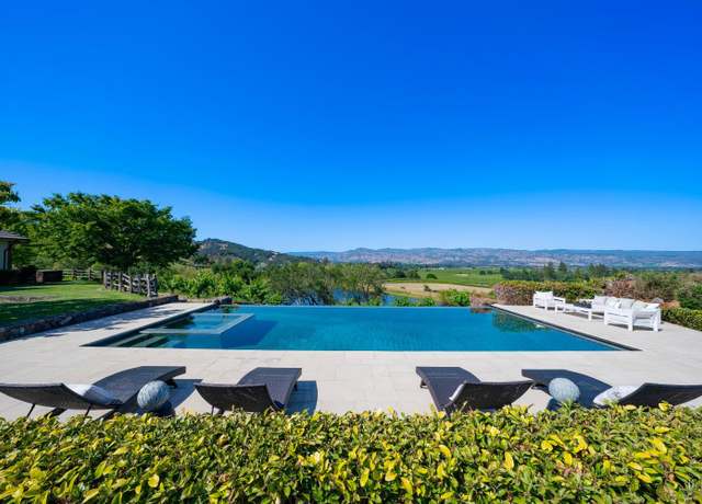 Property at 3211 Dry Creek Rd, Napa, CA 94558, 5 beds, 6.5 baths
