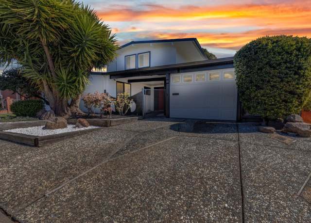 Property at 2114 Russell St, Napa, CA 94559, 4 beds, 2 baths