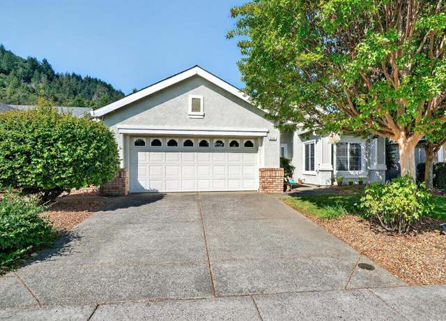 Property at 213 Albany St, Cloverdale, CA 95425, 2 beds, 2 baths