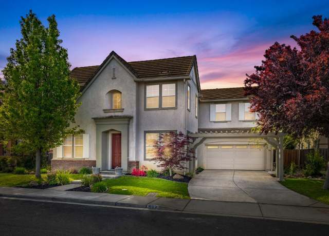 Property at 467 Royal Tern Dr, Vacaville, CA 95687, 5 beds, 5 baths