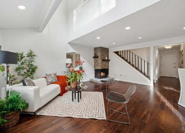Property at 31 Corte Mesa Dr, San Rafael, CA 94901, 3 beds, 2 baths